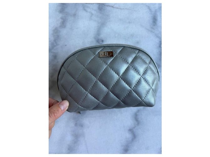 Chanel Pouch Wallet Silver Leather Silvery Grey - view 2