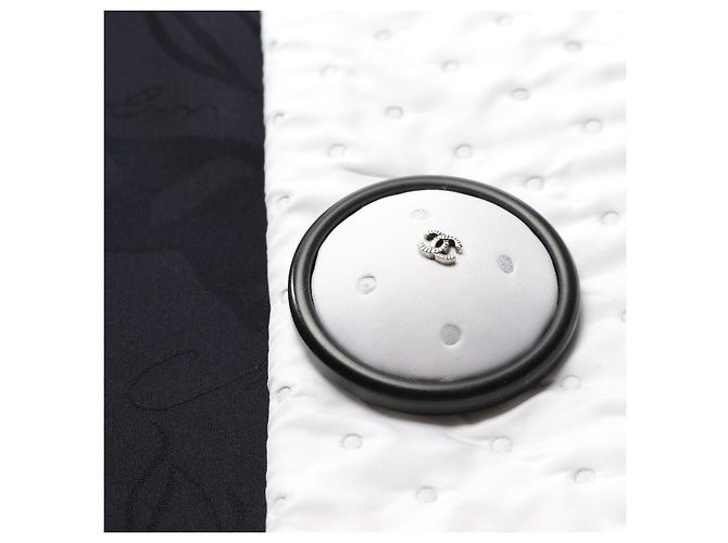 Chanel Jacke Weiß und Dunkelblau - Ansicht 4
