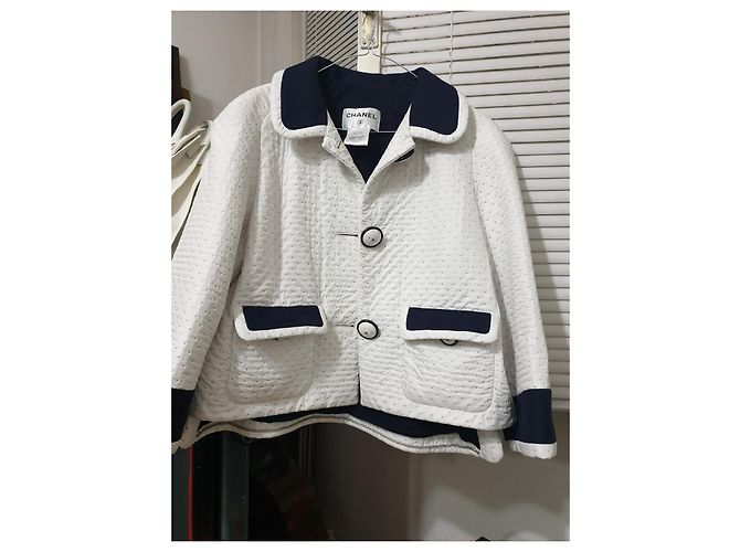 Chanel Jacke Weiß und Dunkelblau - Ansicht 5