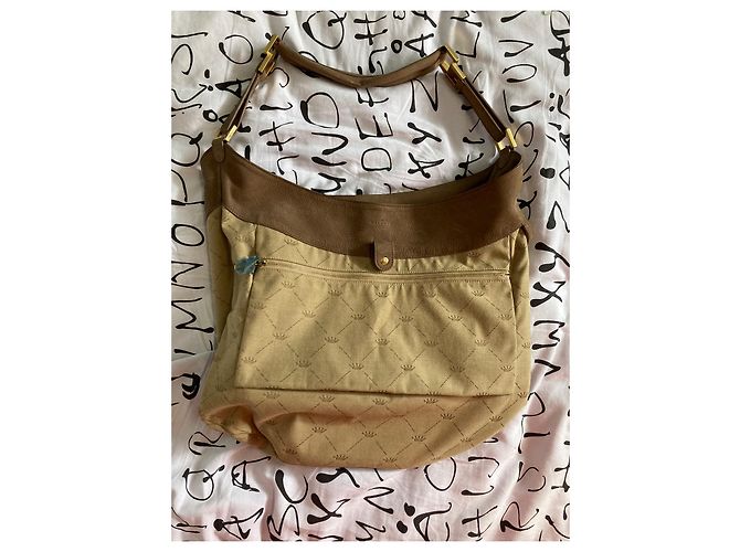 Borsa a tracolla Delvaux in camoscio Taupe - vista 3