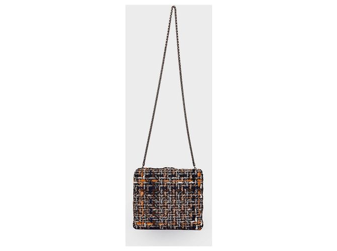 Chanel II Quadrato in tweed. Nero - vista 3