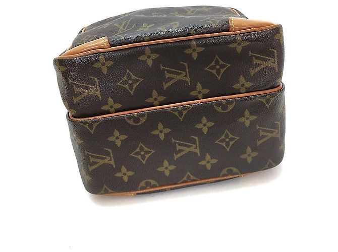 Louis Vuitton Amazone Castaño - vista 3