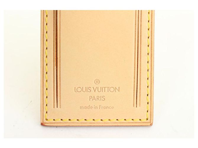 Louis Vuitton Etiquette de bagage en cuir de vachette et bijou de sac Poignet Keepall - vue 11