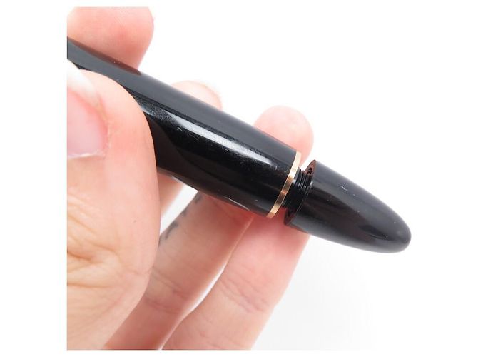 PENNA MEISTERSTUCK MONTBLANC PIUMA 149 d'oro 115384 IN RESINA NERA CON PISTONE Nero - vista 12