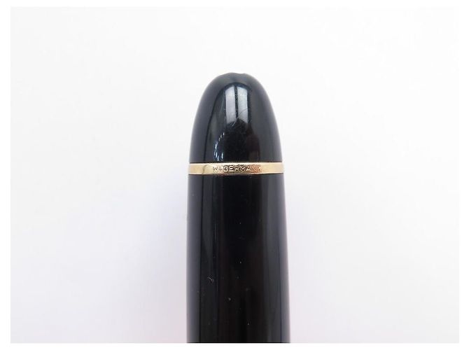 PENNA MEISTERSTUCK MONTBLANC PIUMA 149 d'oro 115384 IN RESINA NERA CON PISTONE Nero - vista 5