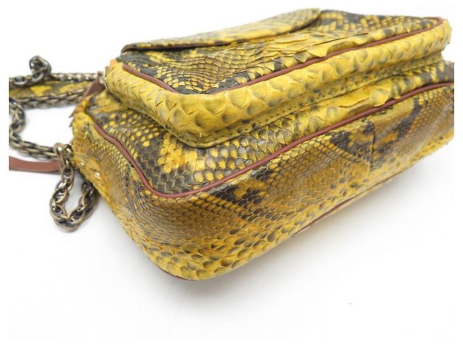 CLARIS VIROT CHARLY HANDTASCHE AUS GELBEM PYTHONLEDER-UMHÄNGETASCHE - Ansicht 3