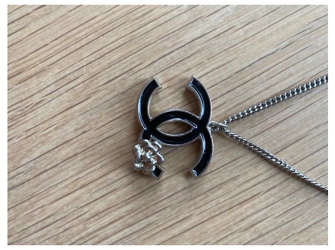 Cambon Collana vintage con logo CC Chanel Nero Argento Bianco - vista 2