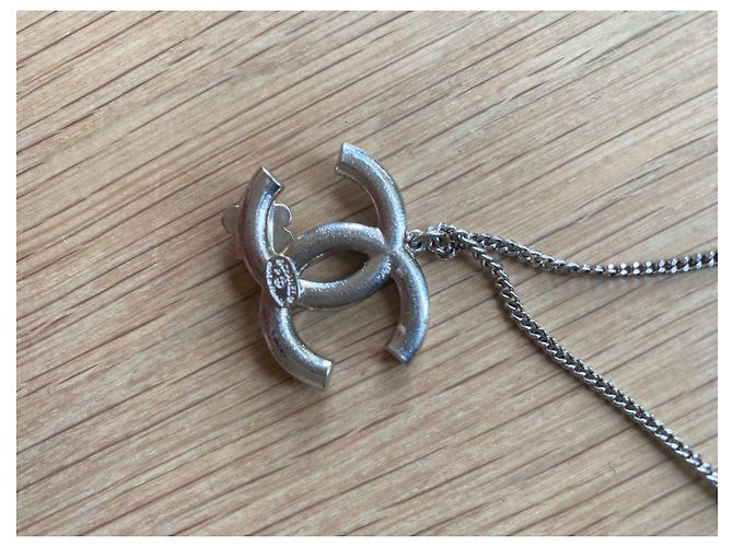 Cambon Collana vintage con logo CC Chanel Nero Argento Bianco - vista 3