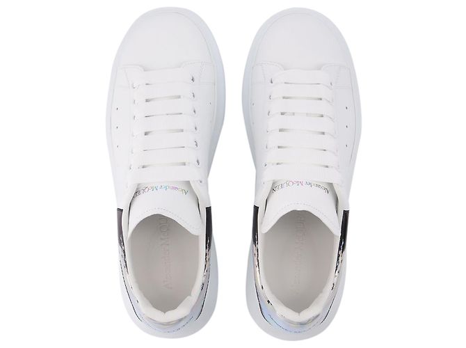 Alexander Mcqueen Sneaker Oversize in Pelle Bianca - vista 4