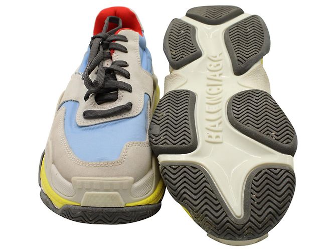 First Sneakers Triple S di Balenciaga in camoscio multicolor - vista 9