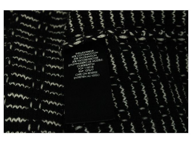 Alice + Olivia Einfarbige, mit Tweed verzierte Georgia-Jacke aus schwarzer Baumwolle - Ansicht 4