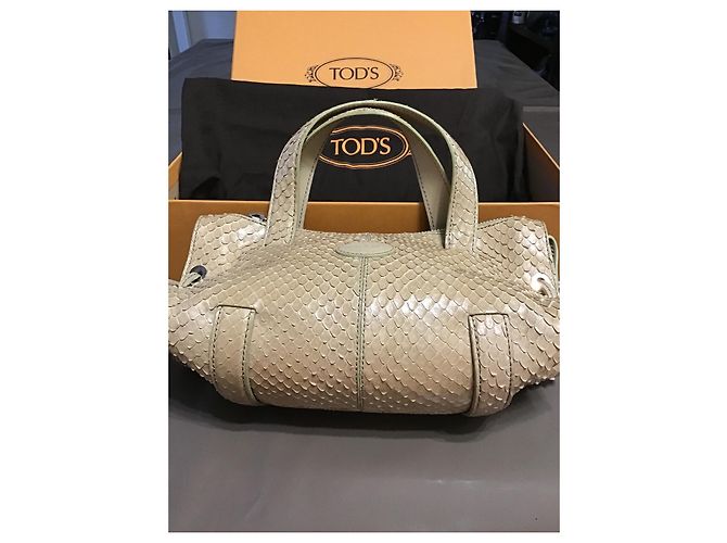 Mini Bolso Tod's Beige de Piel Patentada - vista 3