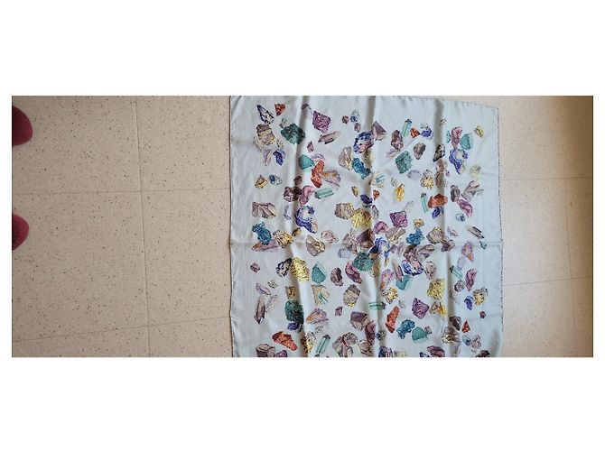 Sciarpa Hermès Minerals in seta azzurro chiaro Blu chiaro - vista 9