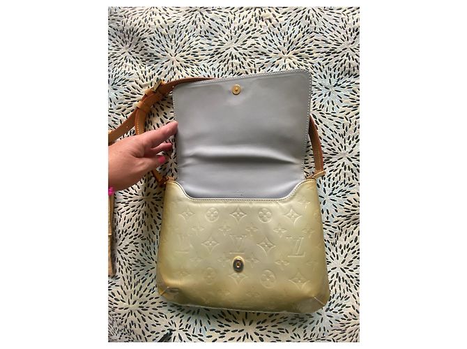 Louis Vuitton Thompson Street Monogramm Lackleder Hellgrün - Ansicht 4