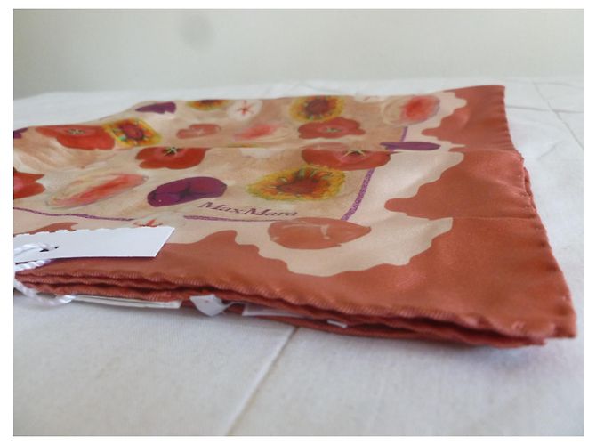 Fular de sarga de seda pura a estrenar MAX MARA. Rosa Púrpura Melocotón - vista 4