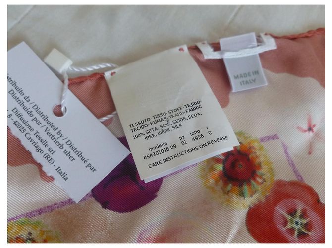 Fular de sarga de seda pura a estrenar MAX MARA. Rosa Púrpura Melocotón - vista 7
