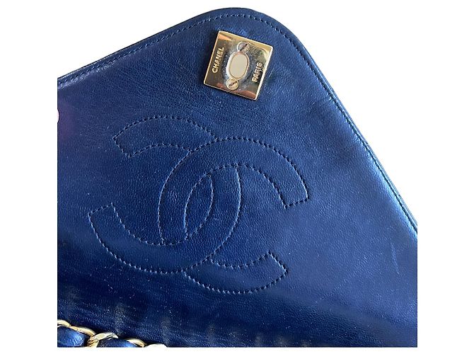 Timeless CHANEL Borsa a tracolla con catena foderata con punto V senza tempo Nero - vista 5
