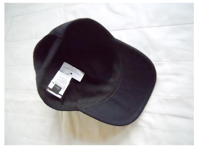 Weekend Max Mara MAX MARA WEEKEND nuovissimo cappellino da baseball in pura lana. Blu scuro - vista 6