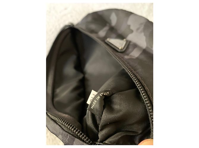 Prada Marsupio in nylon camouflage - vista 14