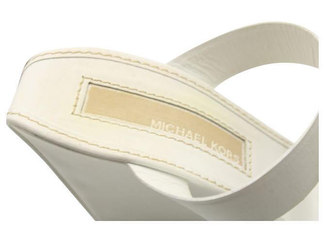 Mules sin cordones en cuero blanco con cuña Michael Kors - vista 8