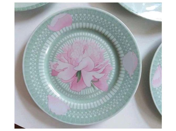 Hermès 4 Porcelain “Les Pivoines” Plates Pink Green - view 13