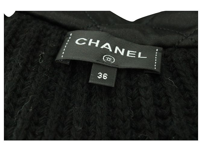 Chanel Kapuzenjacke mit Reißverschluss aus weißer Kaschmirwolle - Ansicht 4