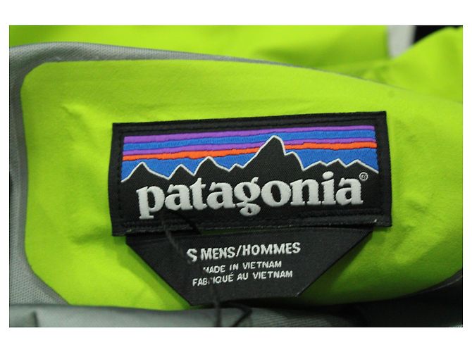 Autre Marque Giacca Patagonia Ascensionist in Nylon Verde - vista 3