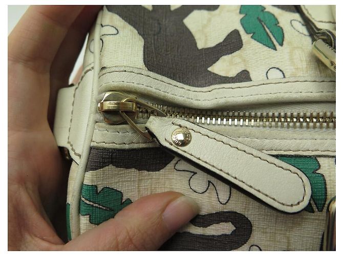 GUCCI x UNICEF BOSTON JOY LONA MONOGRAMA ELEFANTES BOLSA DE MÃO Cru - vista 11