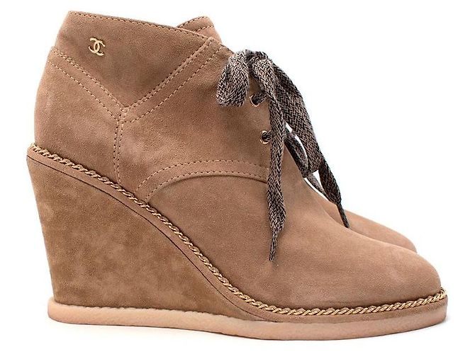 Bottines compensées à lacets en daim marron sable Chanel Beige - vue 2