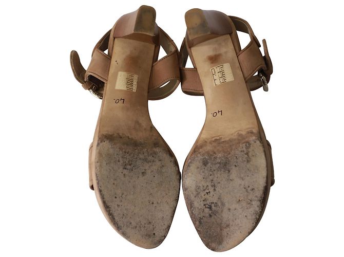 Stuart Weitzman Sandali open-toe con cinturini in camoscio marrone - vista 5
