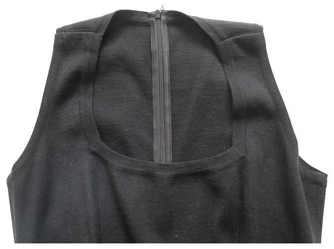 Alaïa Alaia Ärmelloses geriffeltes Minikleid aus schwarzer Wolle - Ansicht 6