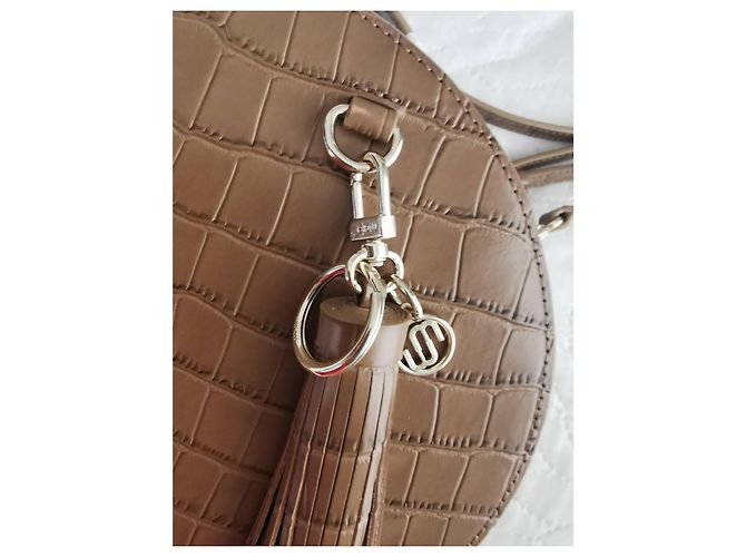 Borsa a spalla tonda Maje in pelle color talpa stampa coccodrillo Marrone Taupe - vista 5