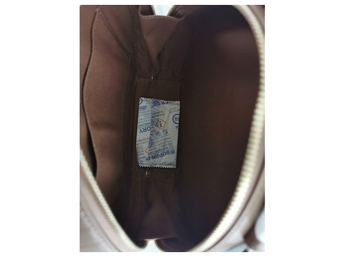 Borsa a spalla tonda Maje in pelle color talpa stampa coccodrillo Marrone Taupe - vista 7