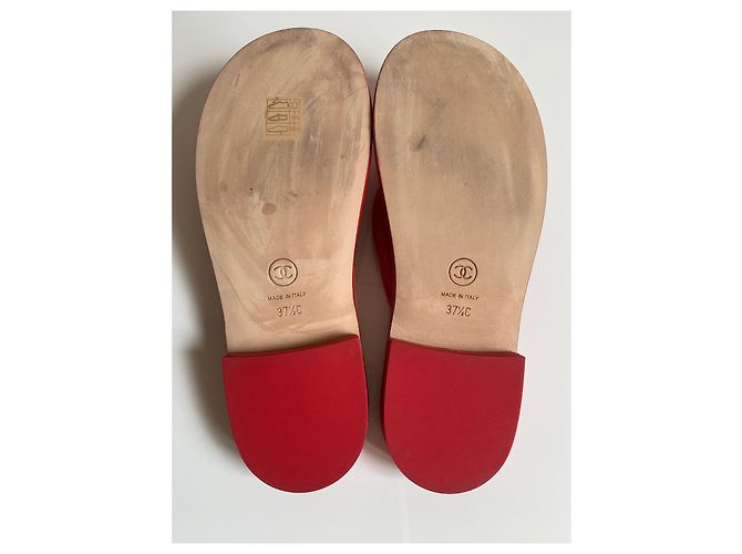 Sandali Chanel in pelle rossa Rosso - vista 15