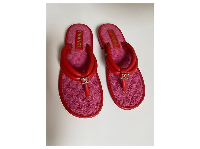Sandali Chanel in pelle rossa Rosso - vista 5