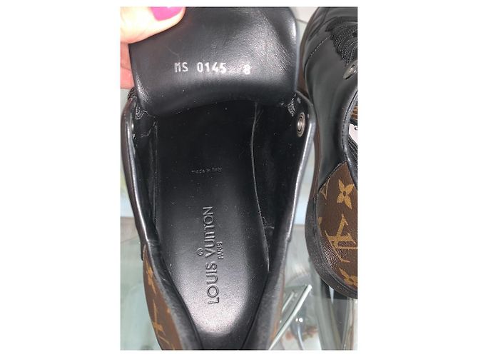 Sneakers Louis Vuitton Marrone Nero Pelle e Tela - vista 3