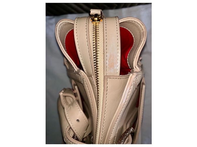 Borsa a mano Christian Louboutin in pelle beige - vista 15