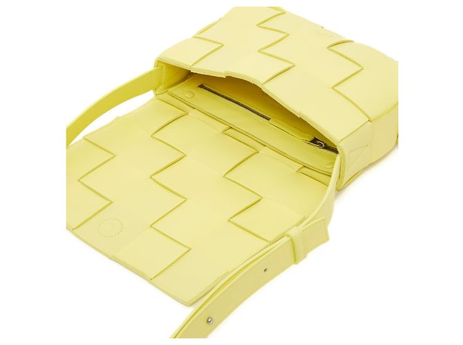 Cassette Bottega Veneta CASSETTA SHERBET IN PELLE NUOVA Giallo - vista 7