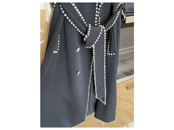 Autre Marque Schwarzes Kristallkleid mit Gürtel Größe 40 - Ansicht 4