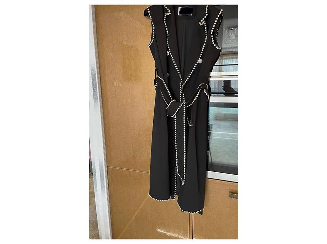 Autre Marque Schwarzes Kristallkleid mit Gürtel Größe 40 - Ansicht 5