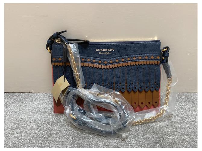 Frangia Burberry Rosa - vista 2