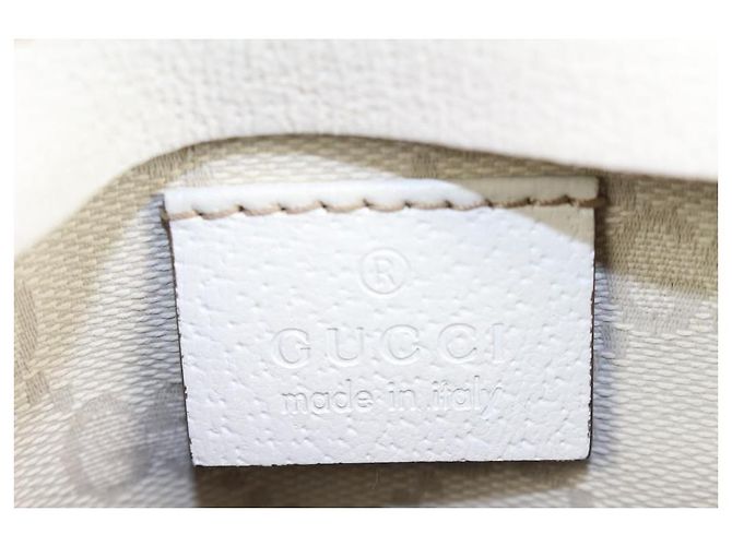 Gucci Seltene cremefarbene FF-Gürteltasche mit Monogramm - Ansicht 11