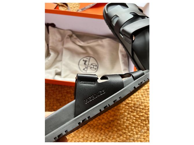 Sandali Hermès Cyprus in pelle nera taglia 36 Nero - vista 6