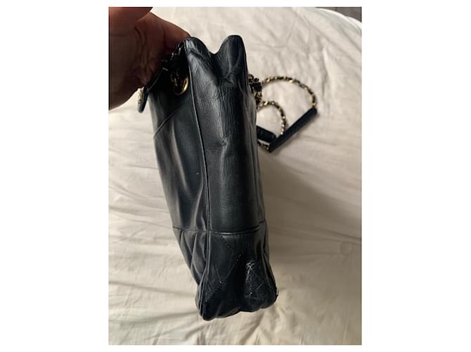 Borsa a spalla Chanel in pelle nera Nero - vista 2