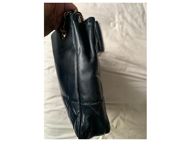 Borsa a spalla Chanel in pelle nera Nero - vista 3