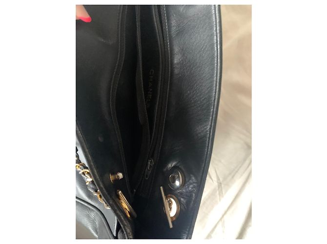 Borsa a spalla Chanel in pelle nera Nero - vista 8
