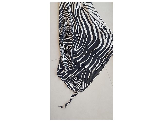 Autre Marque Abito lungo e scollato sulla schiena Stampa zebra - vista 13
