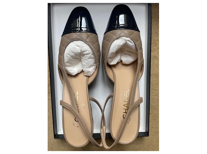 Chanel slingback acolchoado Bege - vista 7