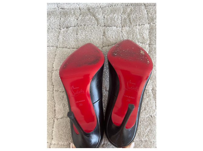 Décolleté Christian Louboutin in pelle nera 36 - vista 4