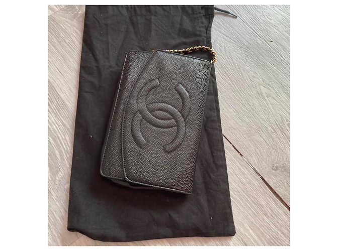 Wallet On Chain Chanel Non posso dire che il modello non sia molto interessato alle borse. È stata data questa borsa 31 anni fa. Nero - vista 4